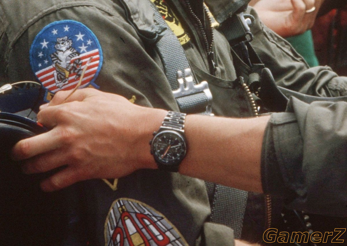 Tom-Cruise-Porsche-Design-Orfina-Valjoux-7750-1986-Top-Gun-2.jpg