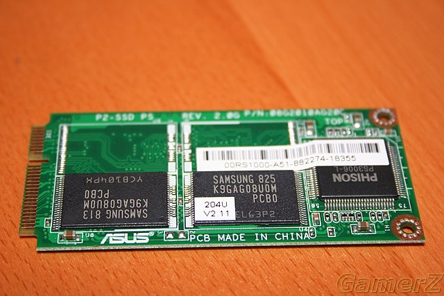 640px-Asus_Eee_PC_901_8-Gb_SSD.jpg