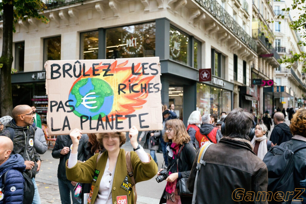 rulez-les-riches-pas-la-planetesds-floute-1024x683.jpg